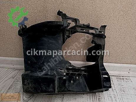 BMW 3 Serisi Sis Farı Çerçevesi çıkma parça
