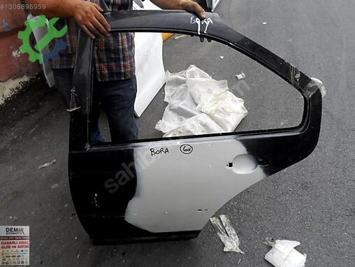 Volkswagen Bora Sol Arka Kapı çıkma parça