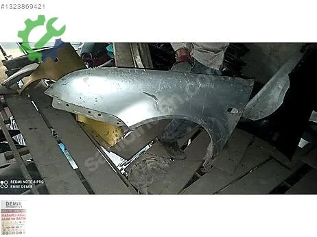 Volkswagen Bora Sol Ön Çamurluk çıkma parça