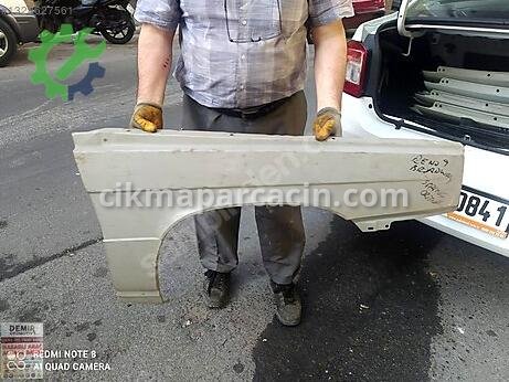 Renault 9 Sağ Ön Çamurluk çıkma parça