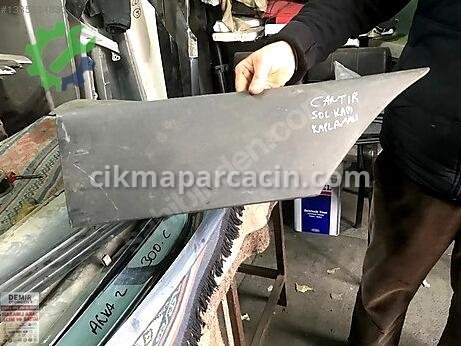 Mitsubishi Sol Kapı Çıtası çıkma parça