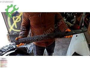 CLİO 2 SAĞ ÖN KAPI ÇITASI RENAULT ORJİNAL ÇIKMA PARÇA