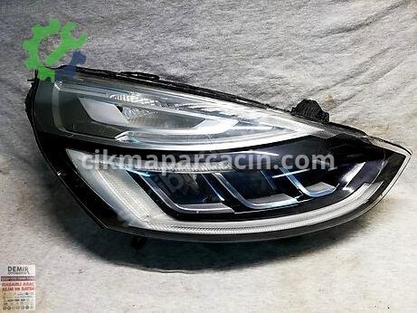 Renault Clio Sağ Ön Far çıkma parça