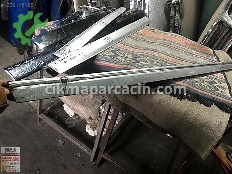 Mercedes-Benz CLK Sağ Kapı Çıtası çıkma parça