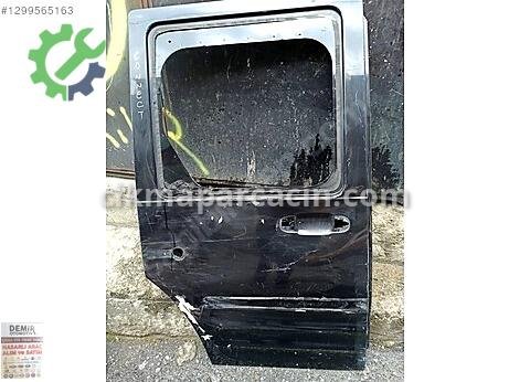 Ford Connect Sağ Kapı çıkma parça