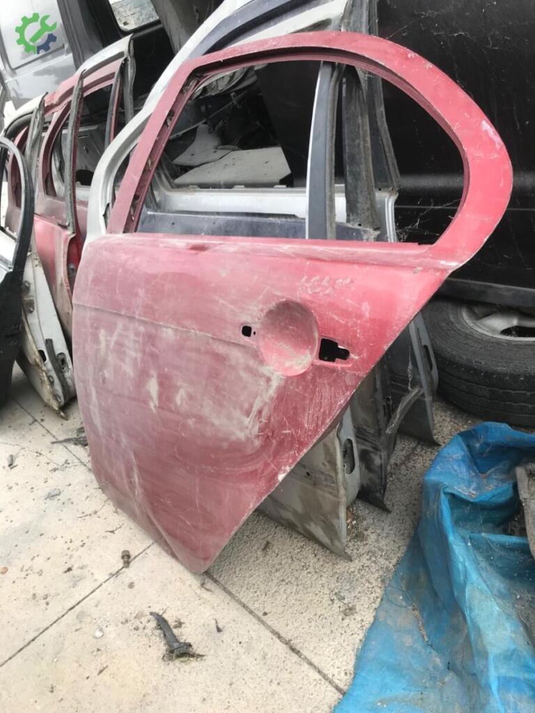 Mitsubishi Lancer Sol Arka Kapı çıkma parça