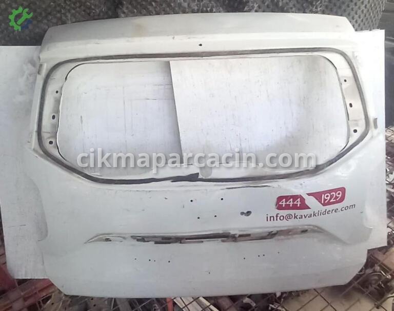 Dacia Duster Bagaj Kapağı çıkma parça
