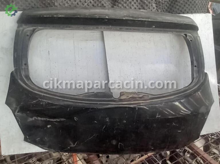 Dacia Sandero Bagaj Kapağı çıkma parça