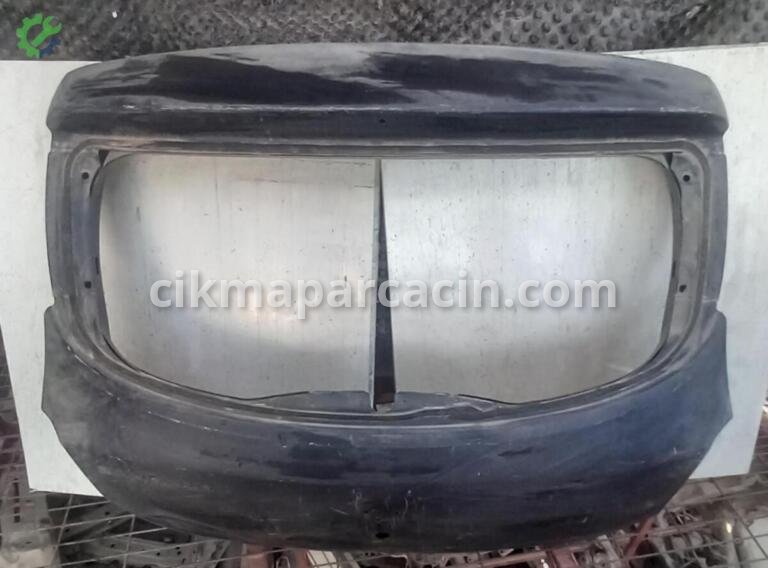 Dacia Sandero Bagaj Kapağı çıkma parça