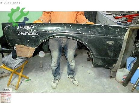 Jaguar Daimler Sol Ön Çamurluk çıkma parça
