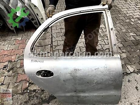 Hyundai Elantra Sağ Arka Kapı çıkma parça