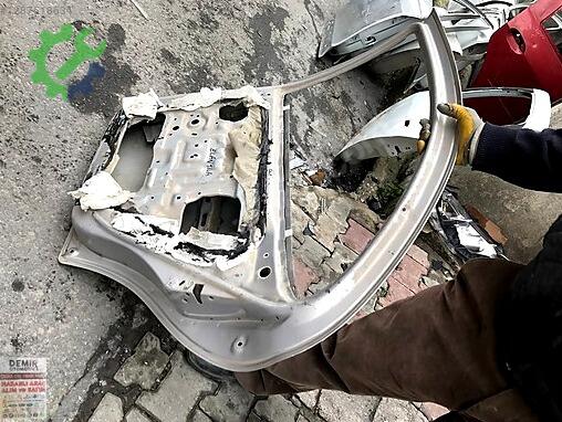 Hyundai Elantra Sağ Arka Kapı çıkma parça