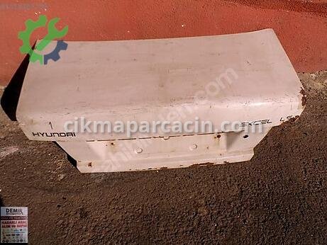 Hyundai Excel Bagaj çıkma parça