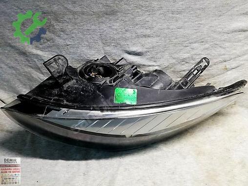 Renault Fluence Sol Ön Far çıkma parça