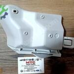 FOCUS ARKA SAĞ TAMPON BRAKETİ 2014 1864642
