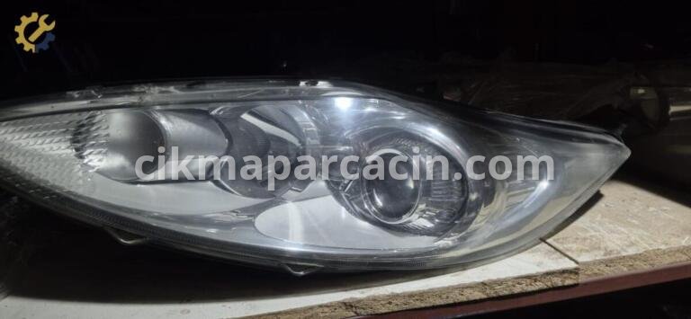 Ford Fiesta Far çıkma parça