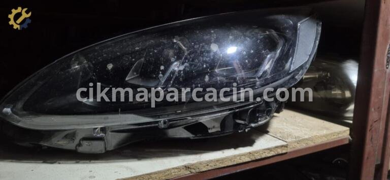 Ford Fiesta Far çıkma parça