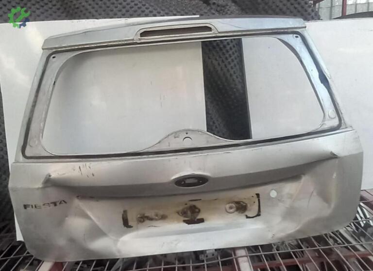 Ford Fiesta Bagaj Kapağı çıkma parça