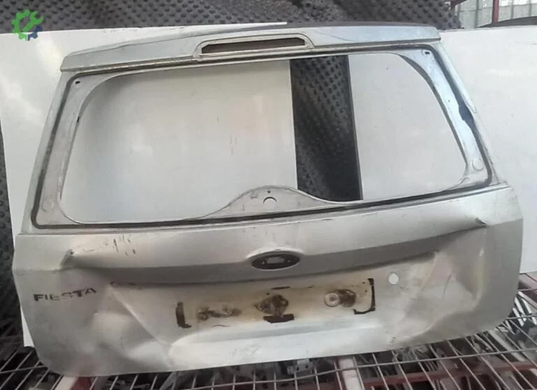 Ford Fiesta Bagaj Kapağı çıkma parça
