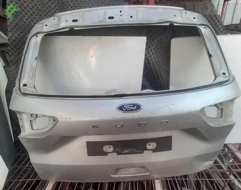 Ford Kuga Bagaj Kapağı çıkma parça