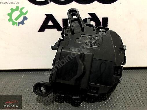 Ford Transit Direksiyon Düğmesi çıkma parça