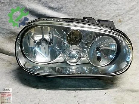 Volkswagen Golf Sağ Ön Far çıkma parça