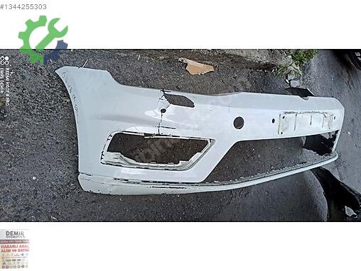 Volkswagen Golf Ön Tampon çıkma parça