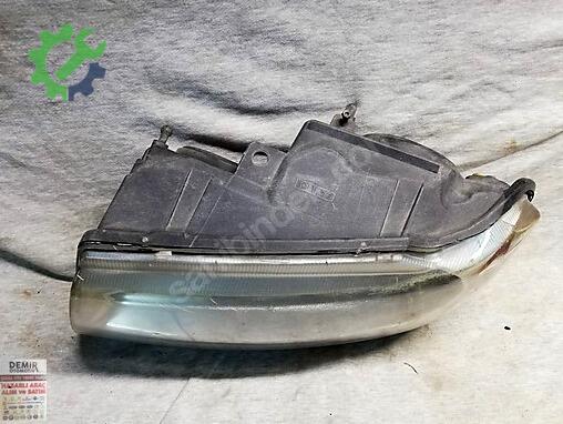Jeep Cherokee Sol Ön Far çıkma parça