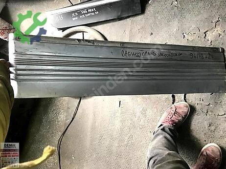 Daewoo Super Saloon Sol Ön Kapı çıkma parça