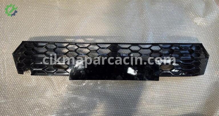 Hyundai Bayon Ön Panjur çıkma parça