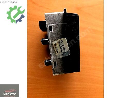 Hyundai Accent Kontrol Düğmeleri 967001R010 çıkma parça