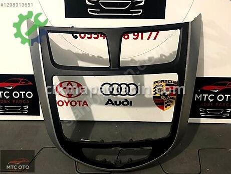 Hyundai Accent Torpido çıkma parça