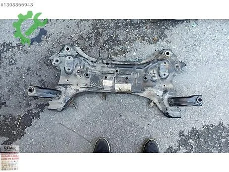 Hyundai i20 Travers çıkma parça