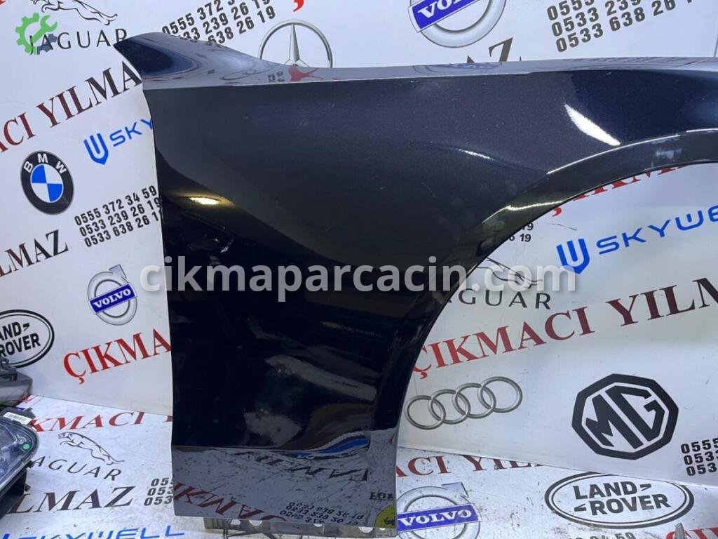 Mercedes-Benz C Serisi Çamurluk A206 çıkma parça