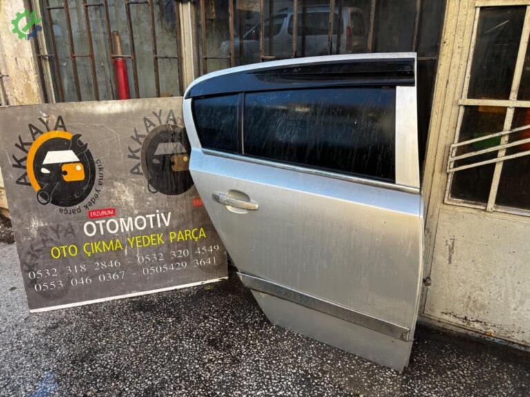 Opel Astra Sağ Arka Kapı çıkma parça