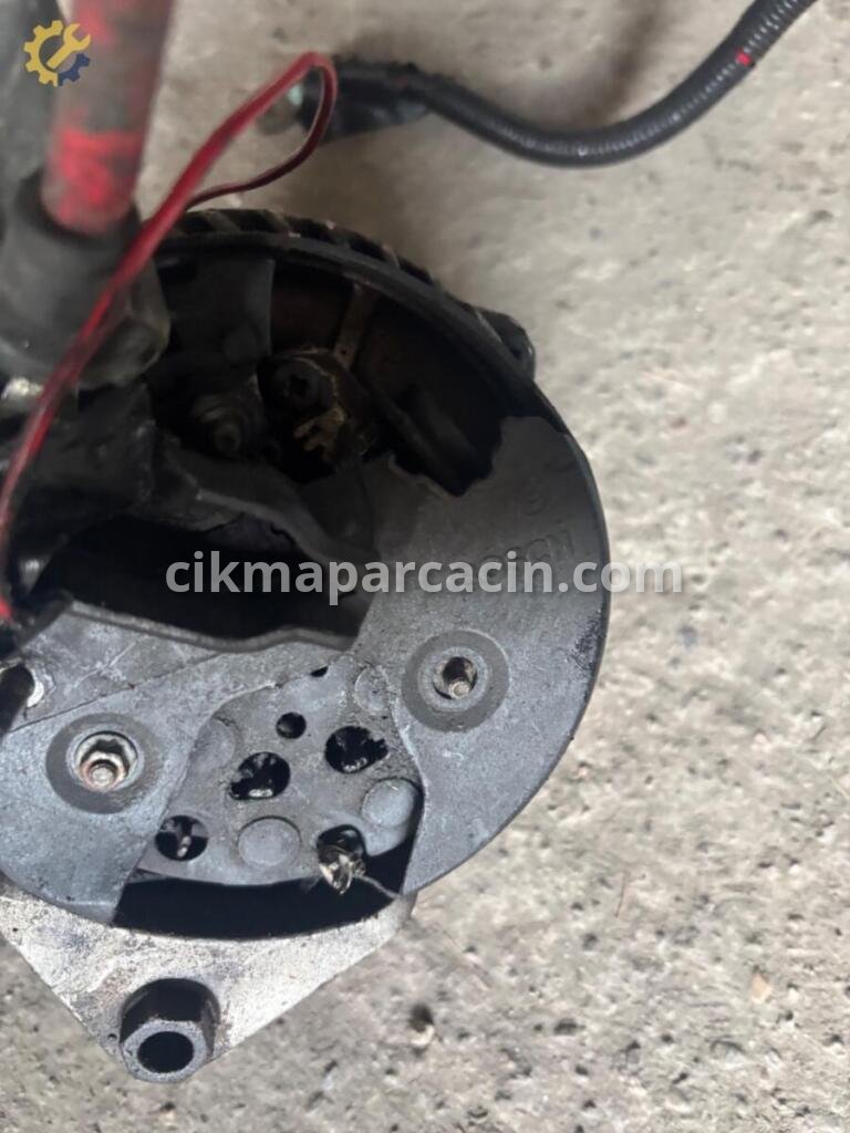 BMW 5 Serisi Şarj Dinamosu çıkma parça