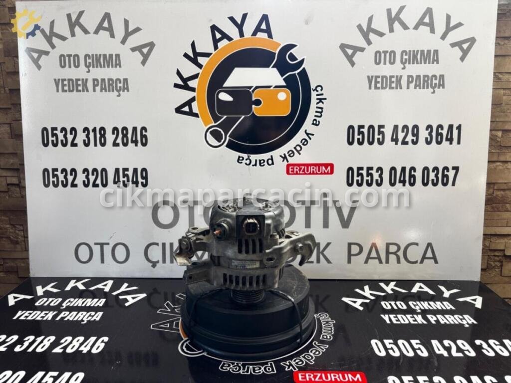 Toyota Corolla Şarj Dinamosu 270600Y050 çıkma parça