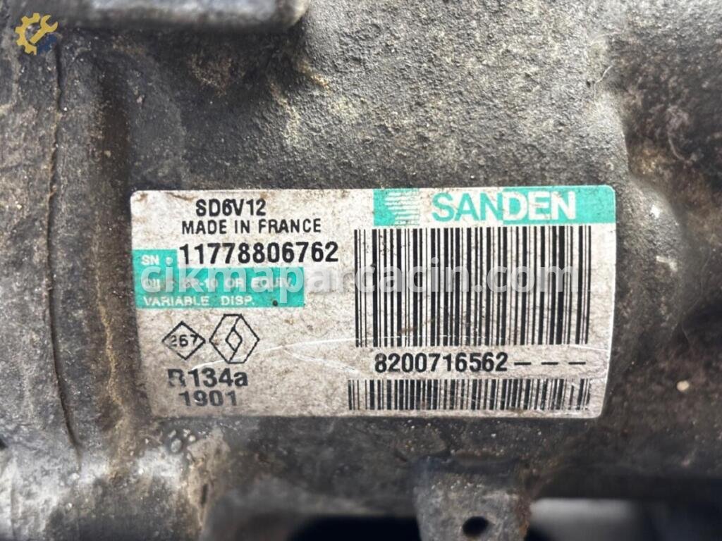 Dacia Sandero Klima Kompresörü 8200716562 çıkma parça