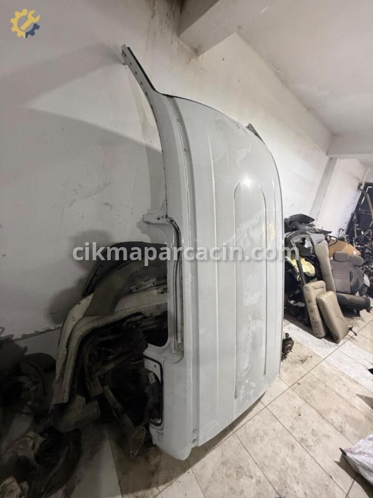 Ford Courier Tavan çıkma parça
