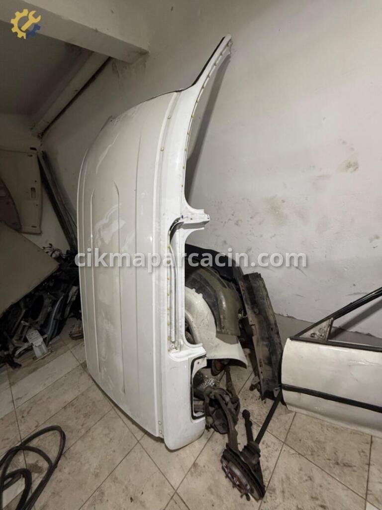 Ford Courier Tavan çıkma parça