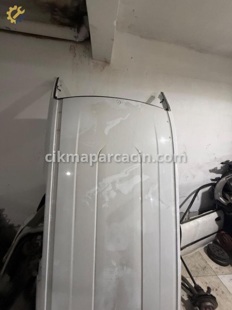 Ford Courier Tavan çıkma parça