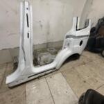 FORD COURİER KESME SOL ARKA ÇAMURLUK ORJİNAL BOYASIZ