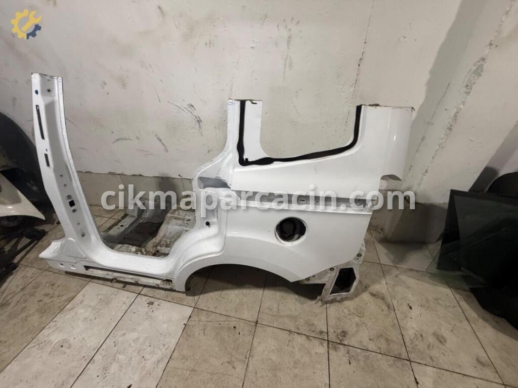 Ford Courier Sol Arka Çamurluk çıkma parça