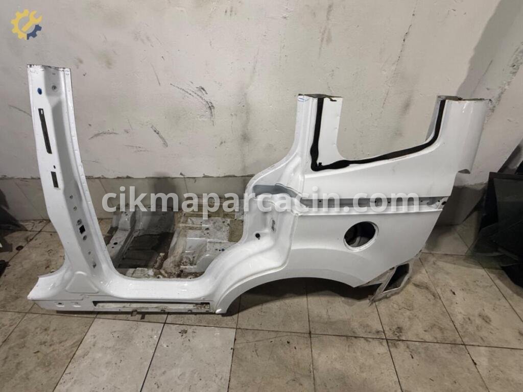Ford Courier Sol Arka Çamurluk çıkma parça