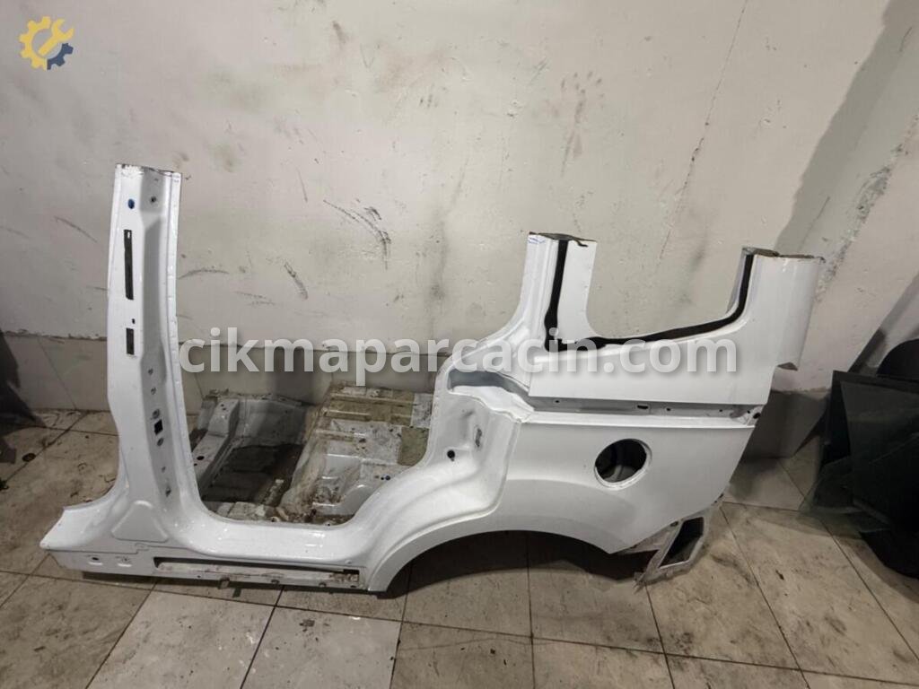 Ford Courier Sol Arka Çamurluk çıkma parça