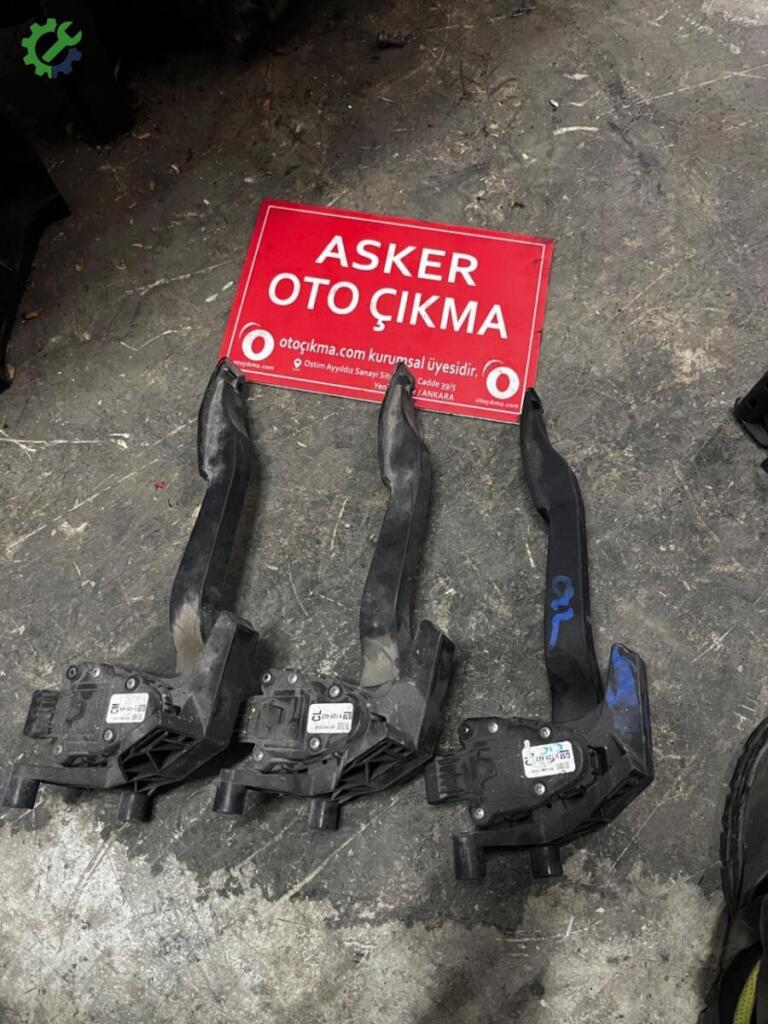 Opel Combo Gaz Kelebeği çıkma parça