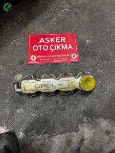 Corsa b külbirötör kapağı