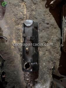Tofaş Şahin Düz Motor Külbütör Kapağı Orijinal Çıkma (Kara Motor)