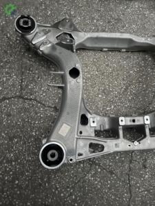 Bmw ix 3 elektrikli motor alt travers