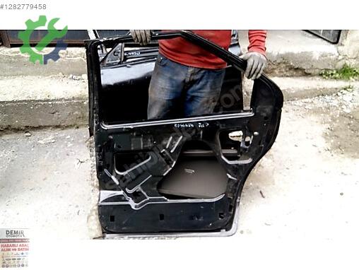 Dodge Intrepid Sağ Arka Kapı çıkma parça